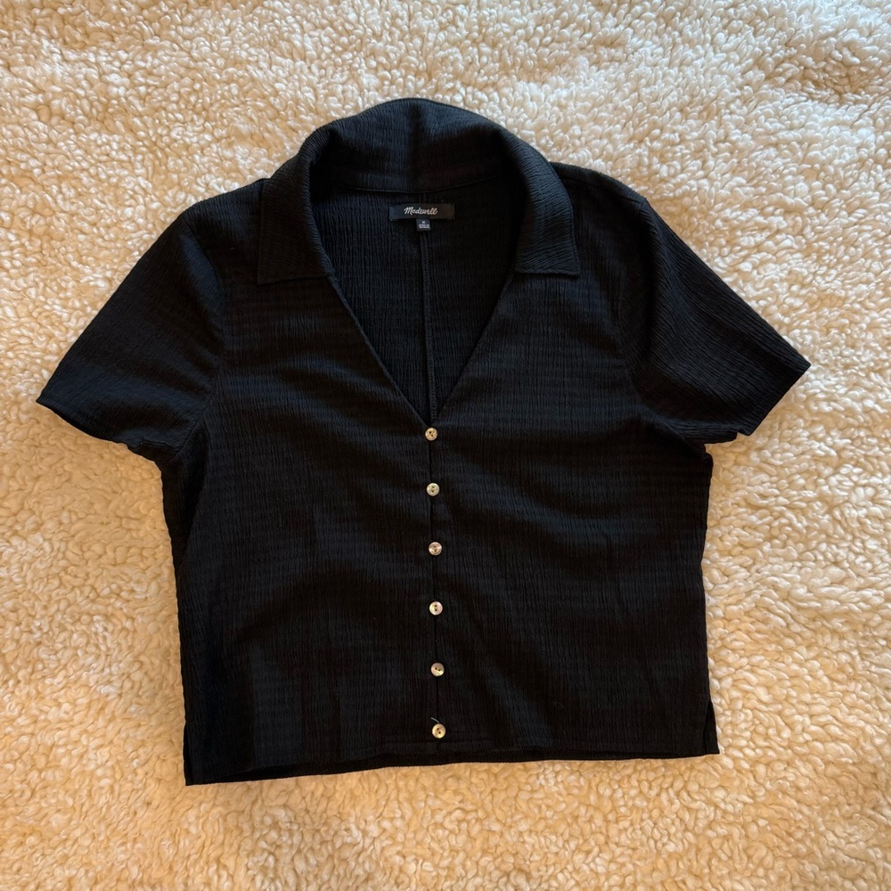 Madewell *SOLD OUT* Black Cropped Crinkled Y-Neck Button-Down Shirt